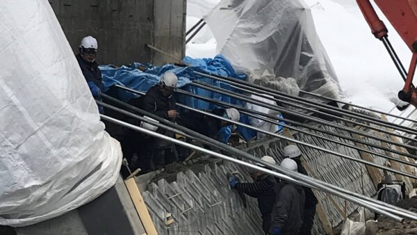 河川工事間知ブロック